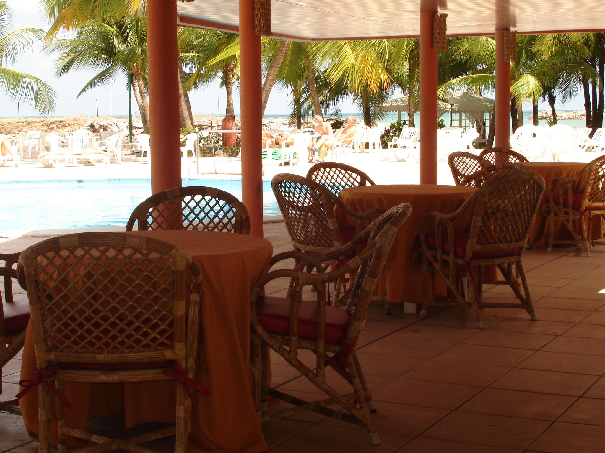 Marina Park Hotel フォルタレザ エクステリア 写真 The poolside restaurant at the hotel